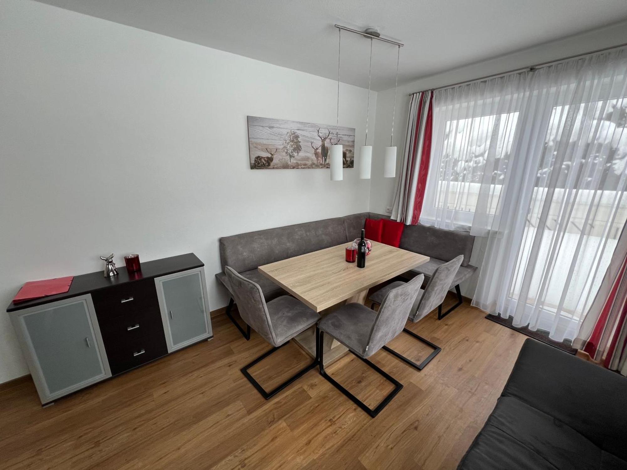Haus Alpina Ski In & Ski Out Schladming Buitenkant foto